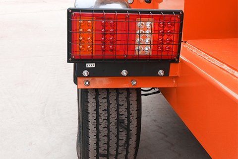 safety device for trailer boom lift (3)