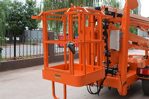 safety device for trailer boom lift (5)